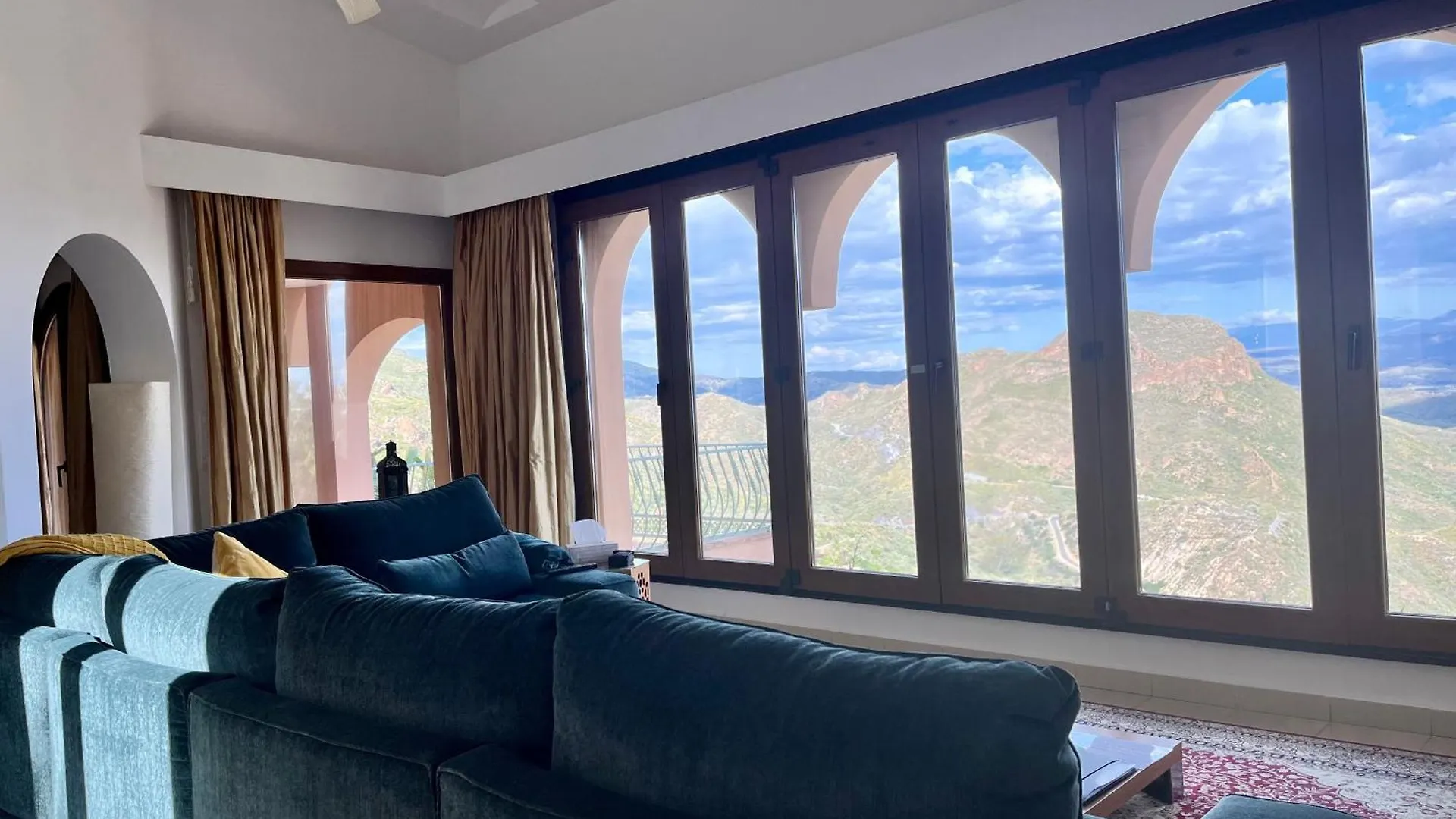 Al Qasr Villa Mountain Retreat In The Heart Of Cortijo Cabrera Turre
