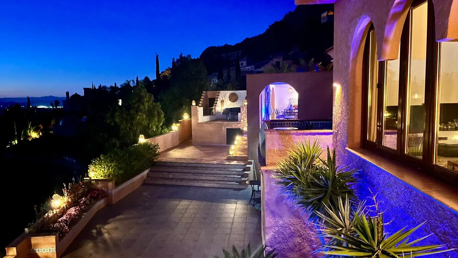 Al Qasr Villa Mountain Retreat In The Heart Of Cortijo Cabrera Turre 0*,  Spanje